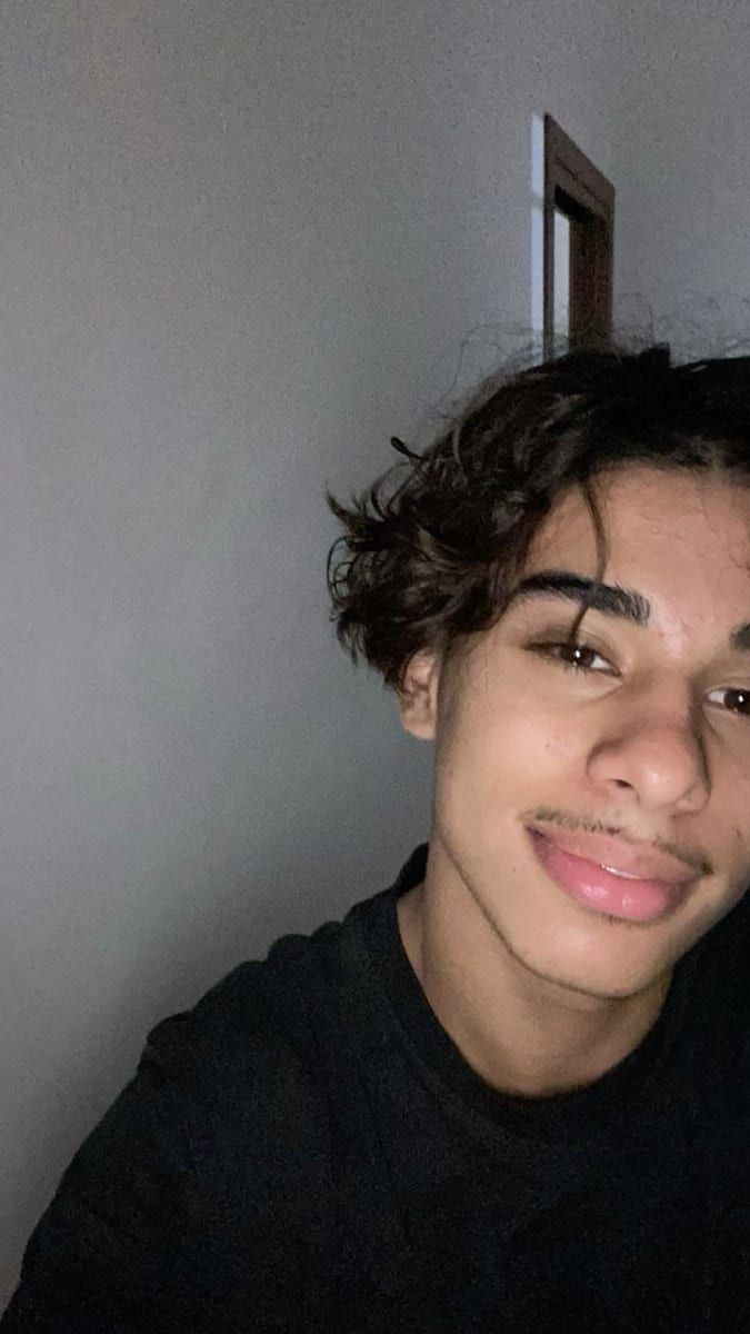 Profil de Toura